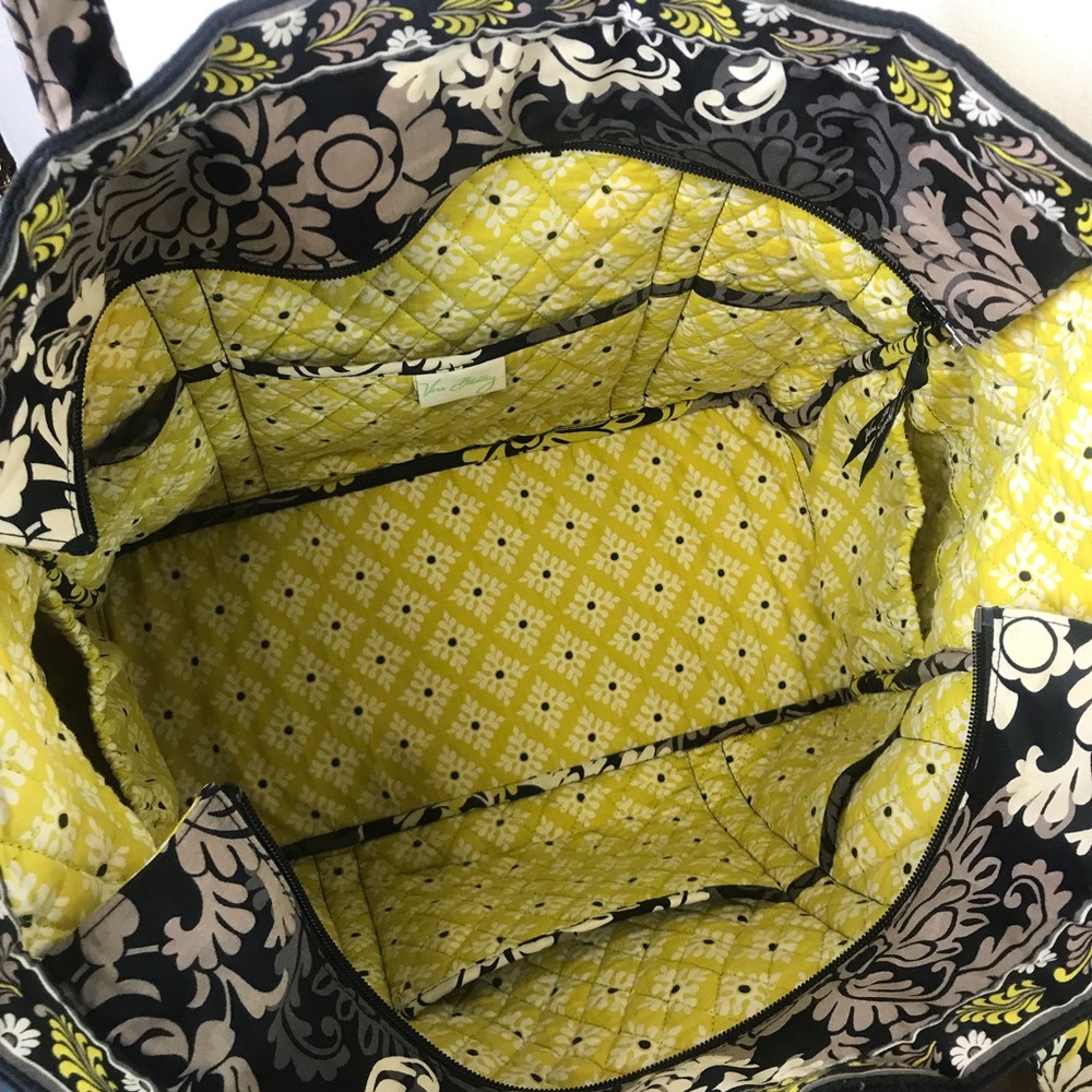 Vera Bradley Baroque Quilted Large Tote Bag Zipper Top Black Yellow Travel - Picture 7 of 10